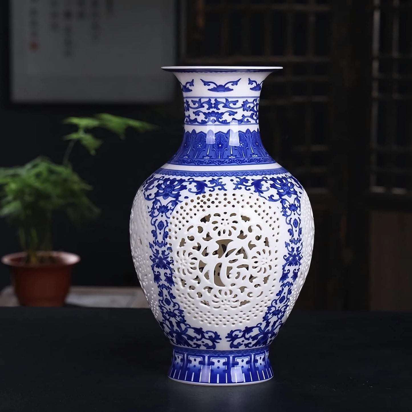 Blue and White Ceramic Vase, Chinoiserie Blue Porcelain Vase, Vintage Ceramic Flower Holder for Living Room Bookshelf Table Office Home Decoration (1-GY 11")