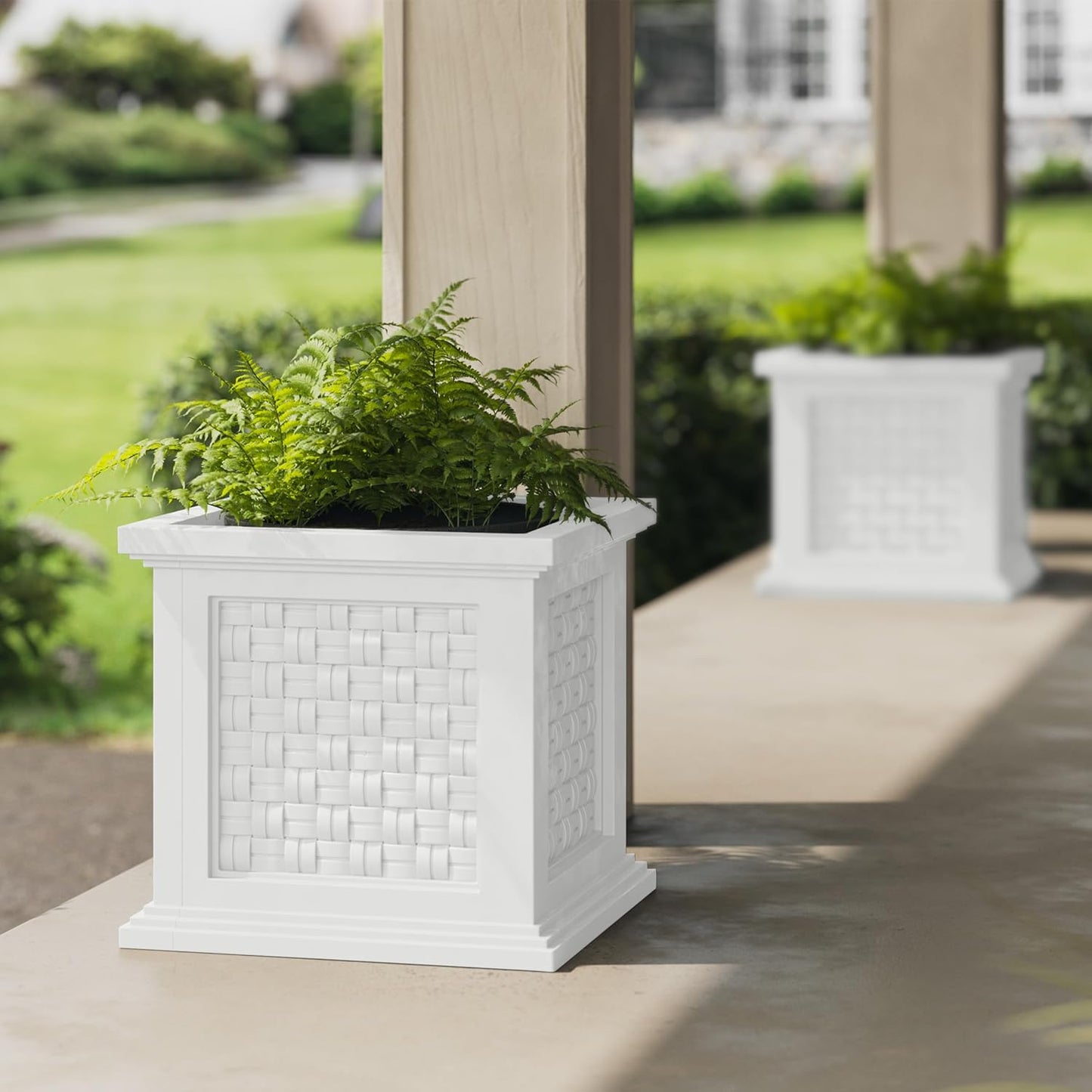 Pure Garden Rattan Style Outdoor Planter Box - 14.65-Inch-Square Decorative Flower or Plant Pot - Garden, Patio and Front Porch Decor (White)