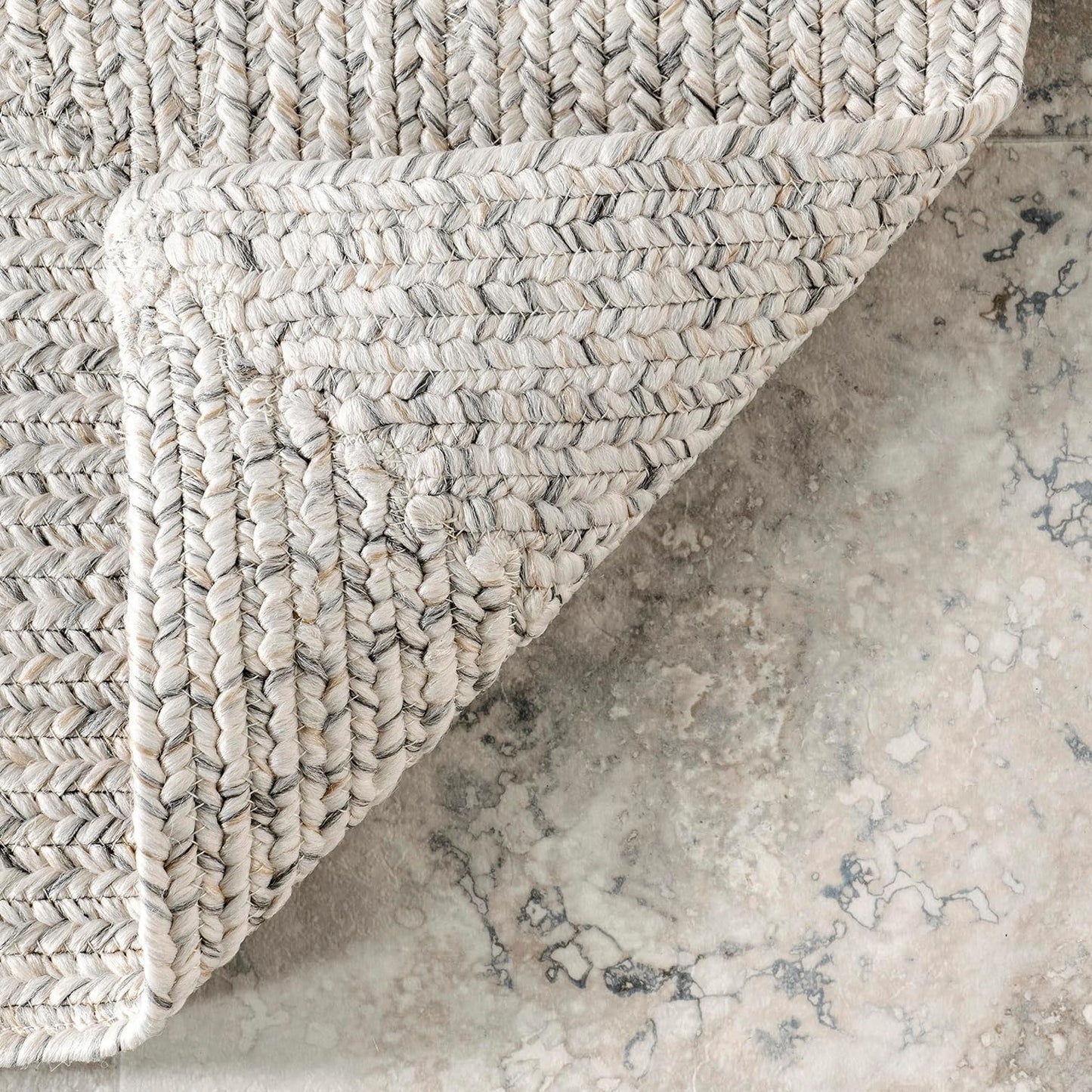 nuLOOM 4' Round Solid Hand Braided Indoor/Outdoor Area Rug, Pet-Friendly, High Traffic, Weather Resistant, for Patio, Balcony, Bedroom, Living, Dining Room, Wynn Ivory