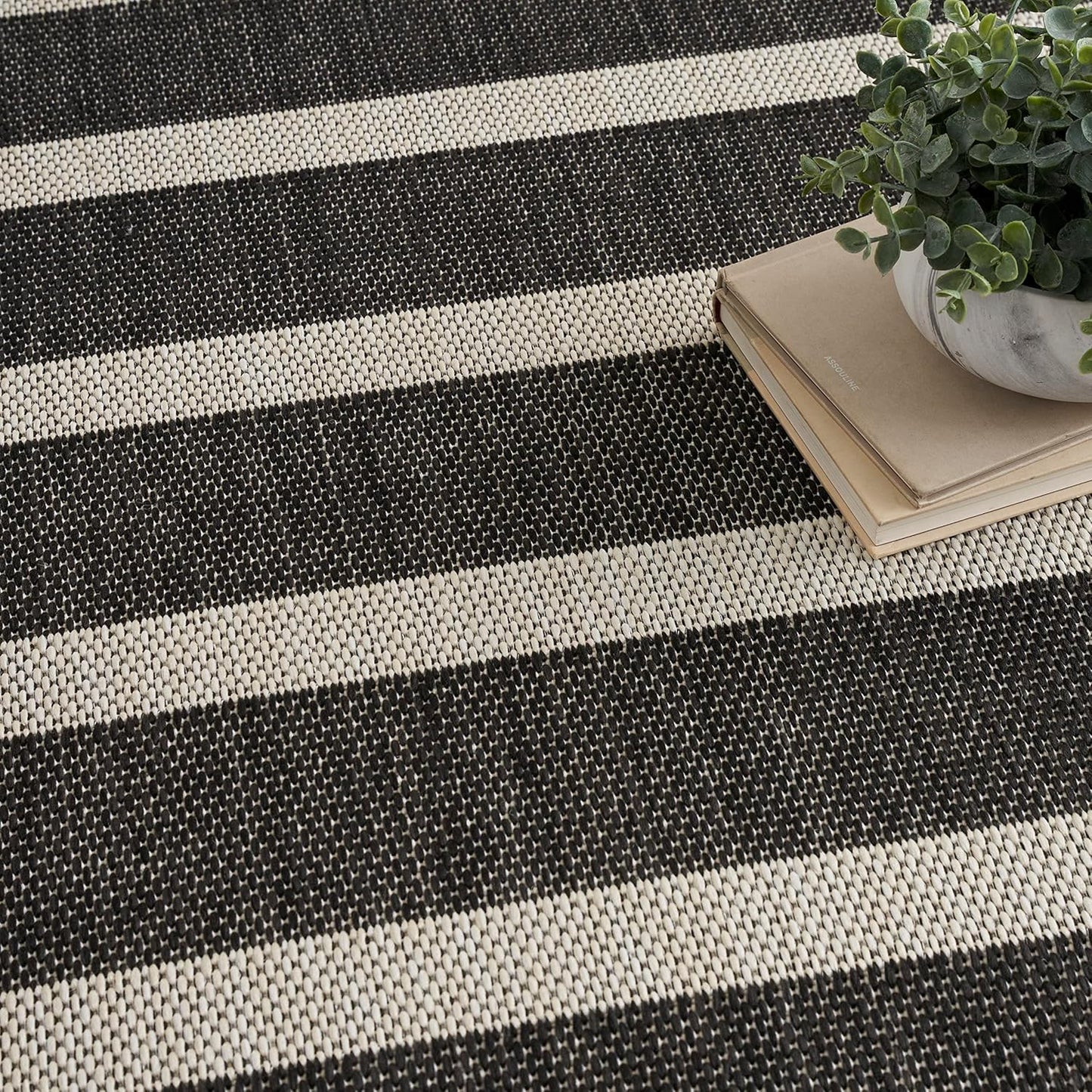 Nourison Home Positano Indoor/Outdoor Black Ivory 4' x 6' Area Rug, Easy Clean, Non Shedding, Bed Room, Living Room, Dining Room, Deck, Backyard, Patio (4x6)