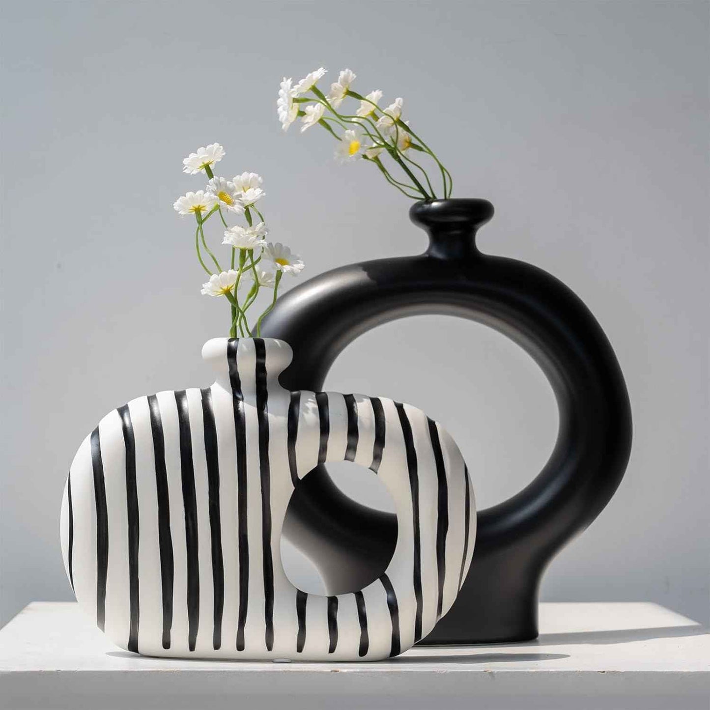Relexome Donut Vases Set of 2,Black & White Striped Hollow Ceramic Flower Vases,Modern Nordic Minimalist Round Decorative Vase for Pampas Grass,Dried Flowers,Living Room,Table Centerpiece & Home Decor