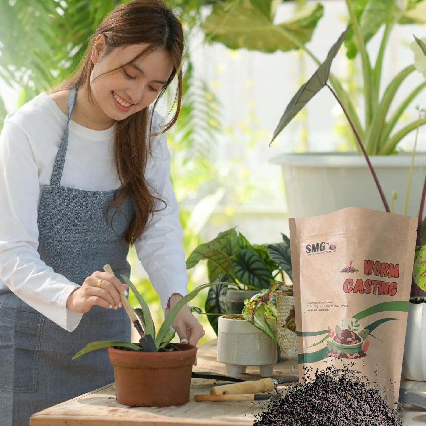 SMG Organic Worm Castings 2 lbs – 100% Pure Earthworm Compost, Nutrient-Rich Organic Soil Amendment for Indoor Plants, Vegetables, Flowers & Garden Use