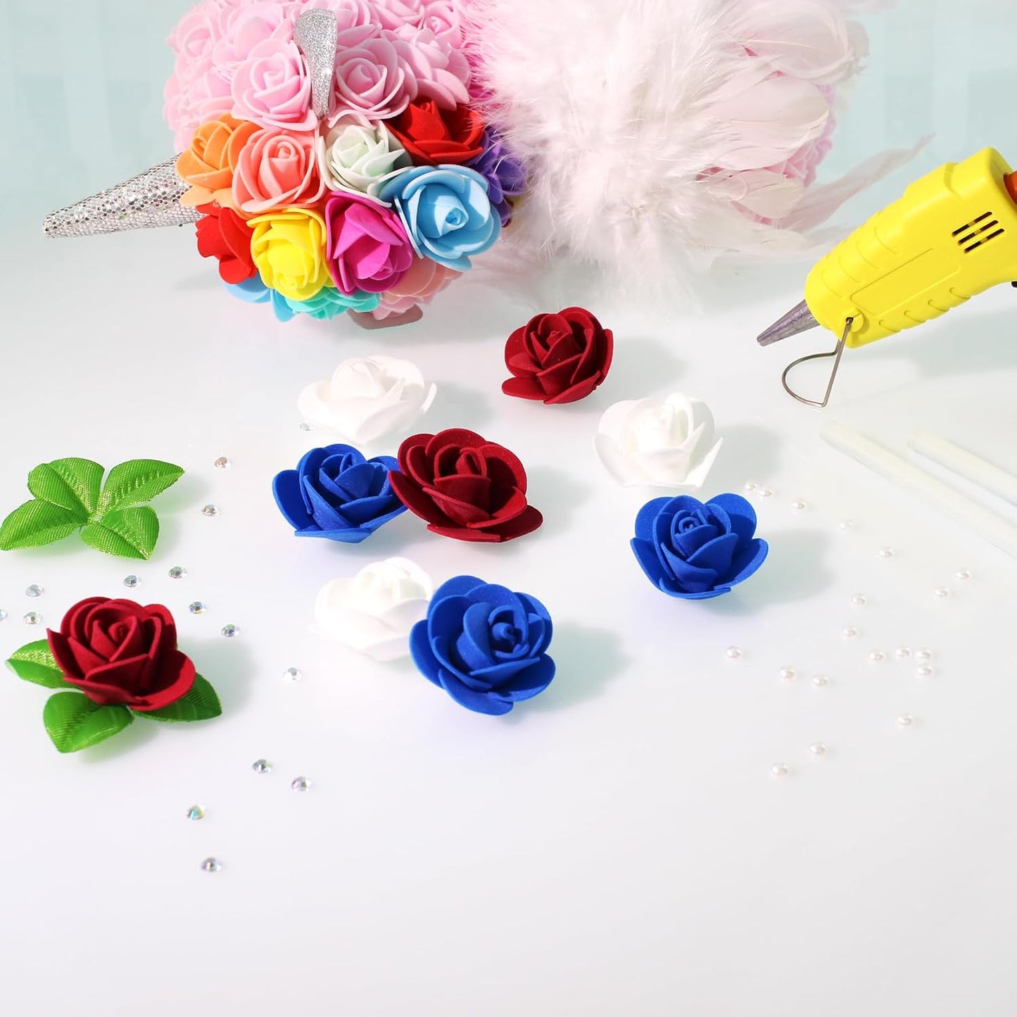 500 Pcs 1.4 Inch Mini Artificial Flowers Head Bulk 5 in 1 Set Faux Foam Fake Small Rose Tiny Baby Flores Bouquet Cake Gift Home Decoration DIY Craft (Red, Blue, White Mixed)