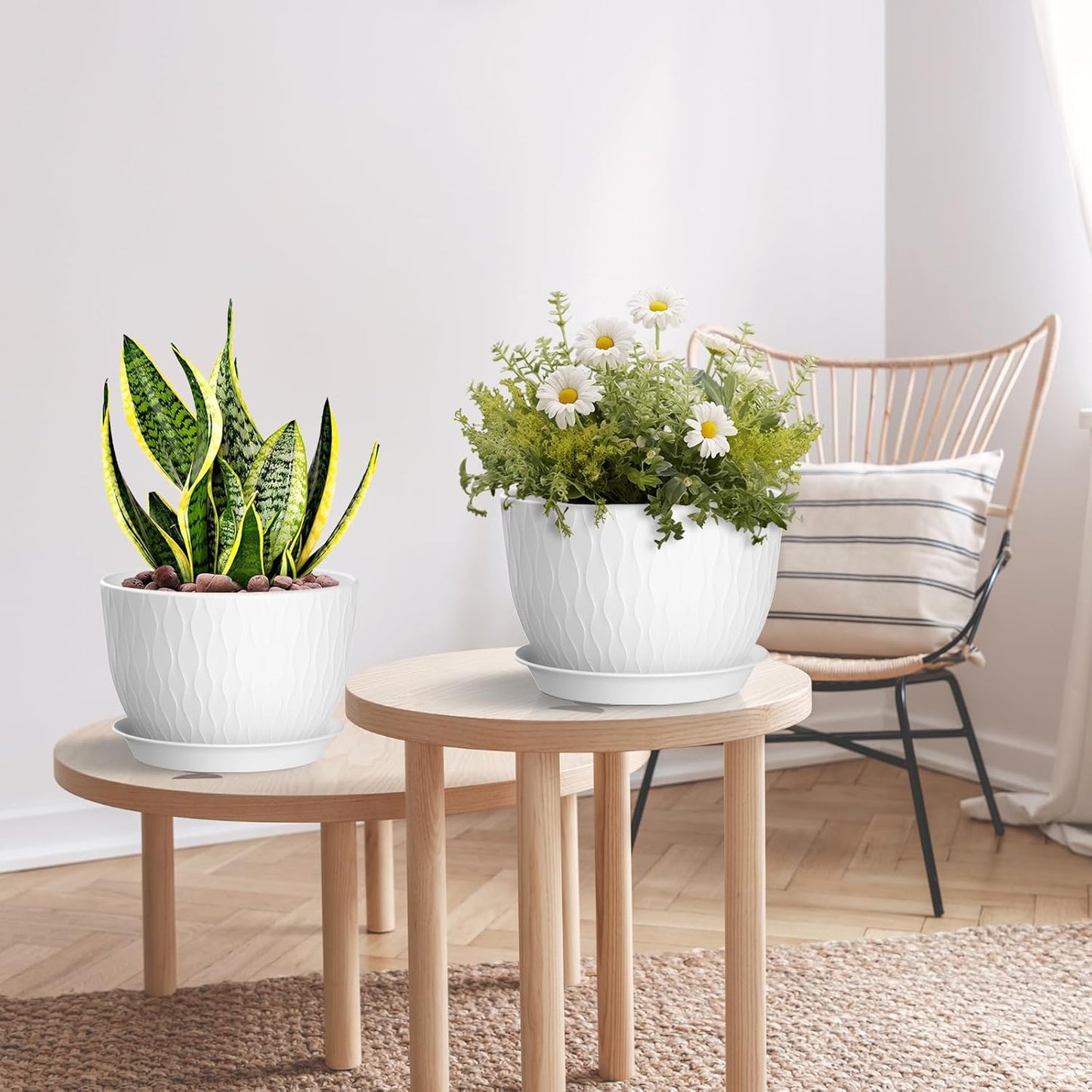 Plant Pots 12/10/9 Inch Pots, Set of 3 Plastic Planters with Drainage Holes and Saucers,Plastic Flower Pots,Nursery Planting Pot for Indoor Out Door Plants（White）