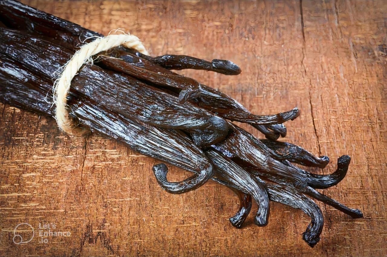 Uganda Vanilla Beans by Pearl Organic Vanilla - 50 Organic Whole Grade A Pods for Homemade Vanilla Extract, Baking & Brewing