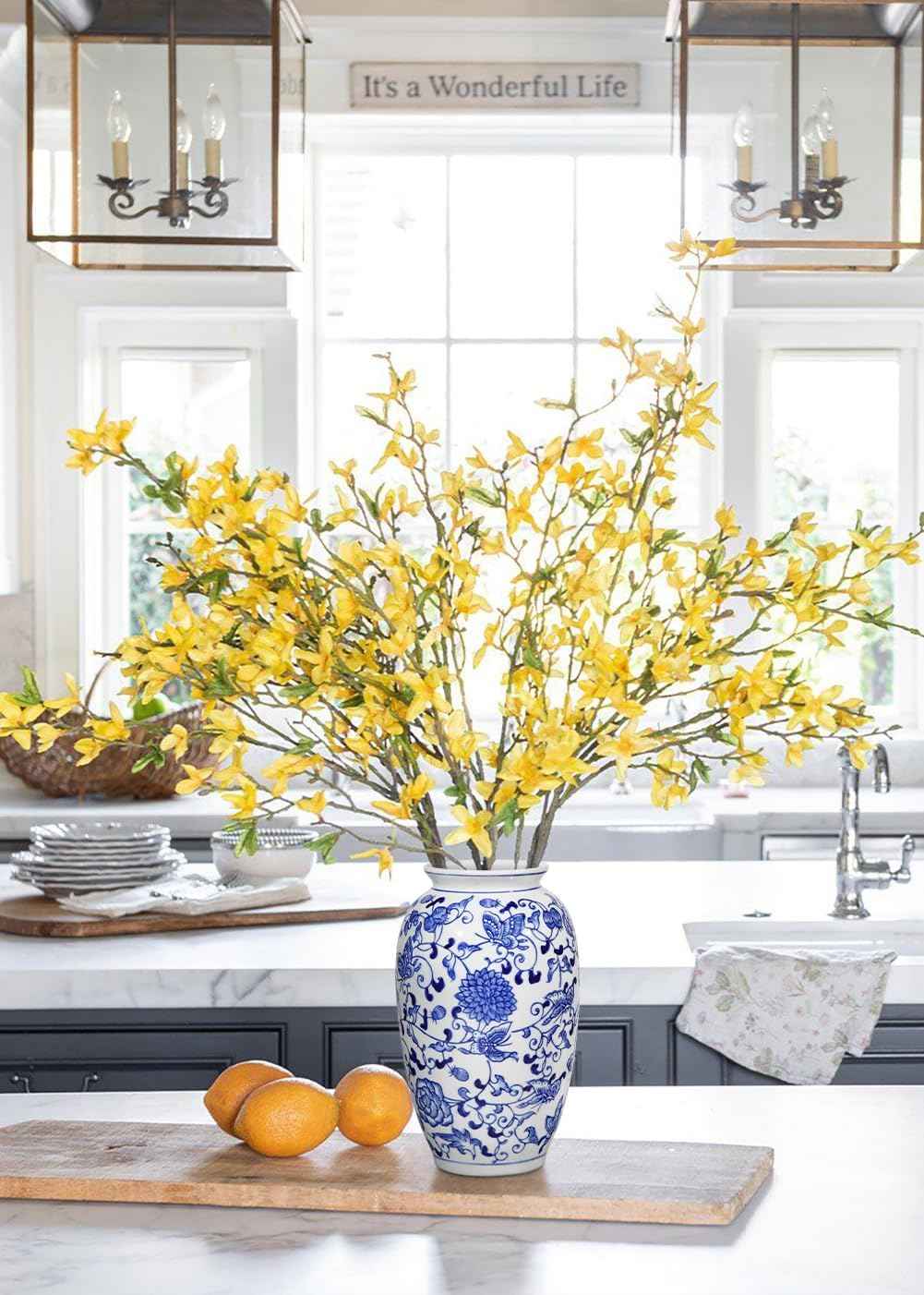 Blue and White Vase, Blue Ceramic Vase for Home Decor 8.9" Chinoiserie Vase for Flowers Blue and White Porcelain Flower Vase for Living Room, Bathroom, Dinner Table Centerpieces