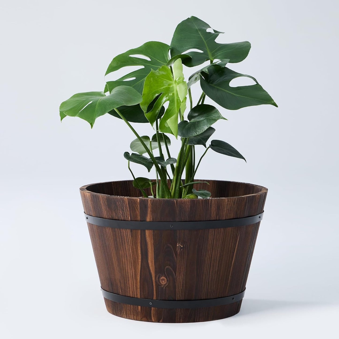 17 Inch Wood Whiskey Barrel Planter – Rustic Outdoor Half Barrel Flower Pot, Weather-Resistant Wood & Iron Plant Container with Drainage Hole, 21QT Capacity, Fully Assembled (Rustic Finish)