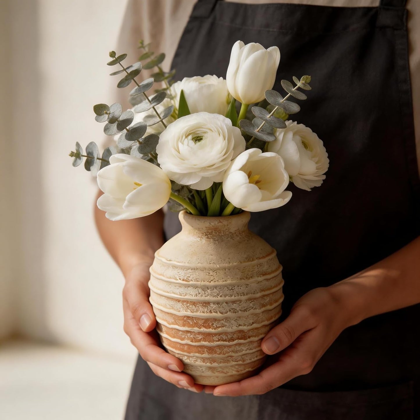 Ceramic Flower Vase 6.7" Farmhouse Table Vases Rustic Vintage Vase Decorative for Flowers & Plant Pottery Terracotta Vases for Home Decor Living Room Bedroom Bathroom Table Centerpiece (Terracotta)