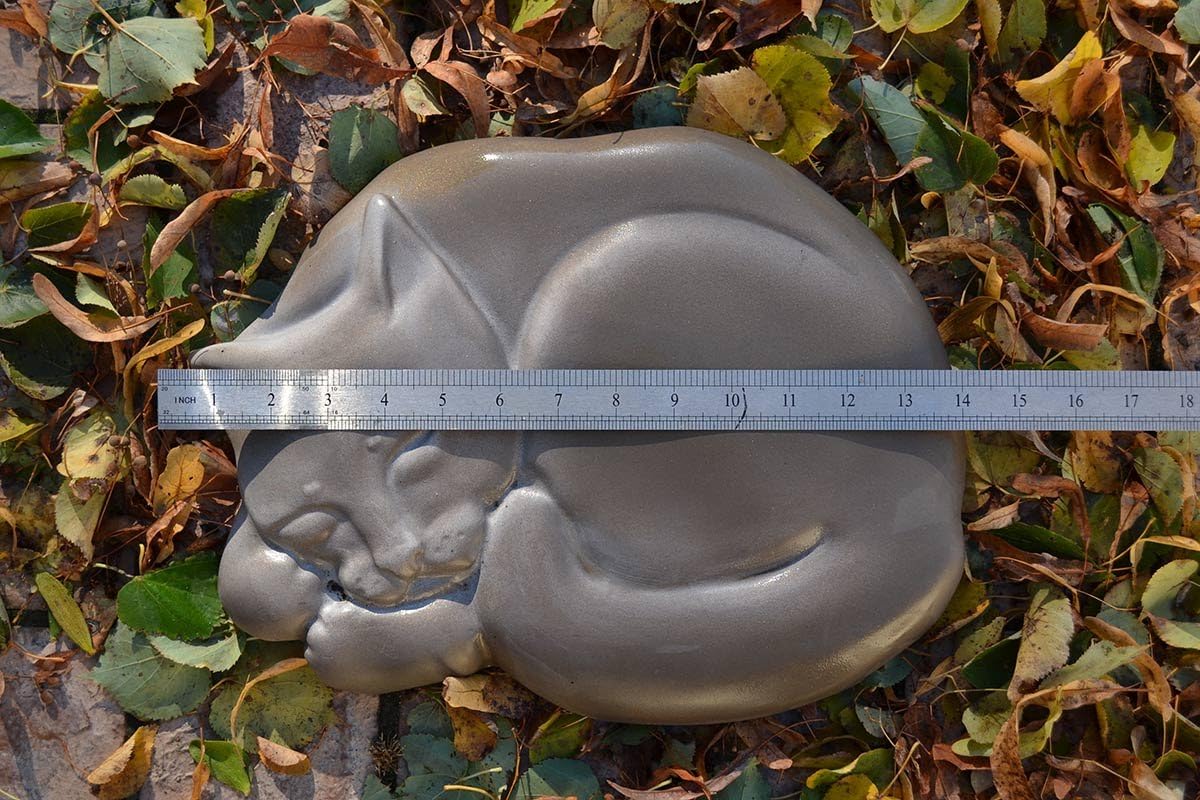Concrete Mold DIY Cat Stepping Stone Mould Plaster Concrete Sleeping Cat Garden Path Patio or Yard Size14,6" x10,9 x1,6 S03