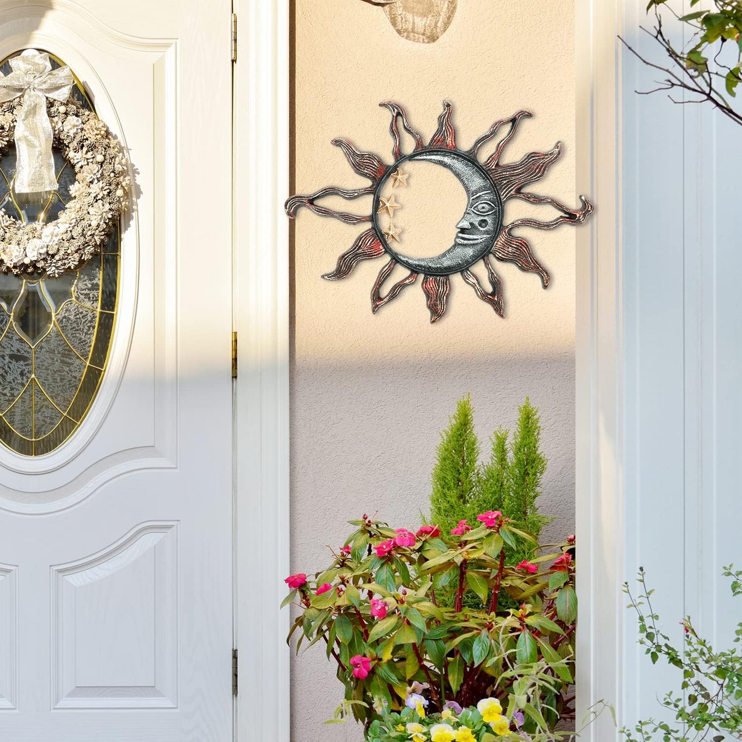Sungmor Cast Iron Moon & Sun Face Wall Decor, Sturdy Metal Wall Art Sculpture, Outdoor Garden Yard Fence Decorative Plaque, Pretty Vintage Hangings for Farmhouse Indoor Wall, Unique Home Accent Gift