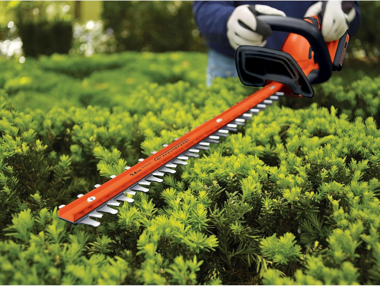 BLACK+DECKER 40V MAX Hedge Trimmer, Cordless, 24-Inch Blade, Battery and Charger Included (LHT2436)