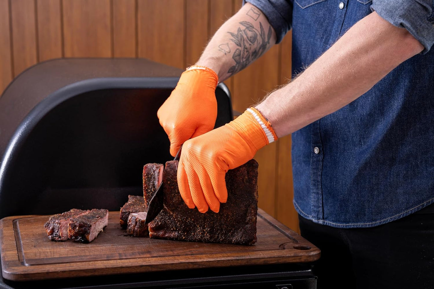 Traeger Grills BBQ Prep & Serve Gloves – 25 Pairs Nitrile Disposable Gloves + Cotton Heat-Resistant Gloves for Grilling, Meat Handling & Food Prep