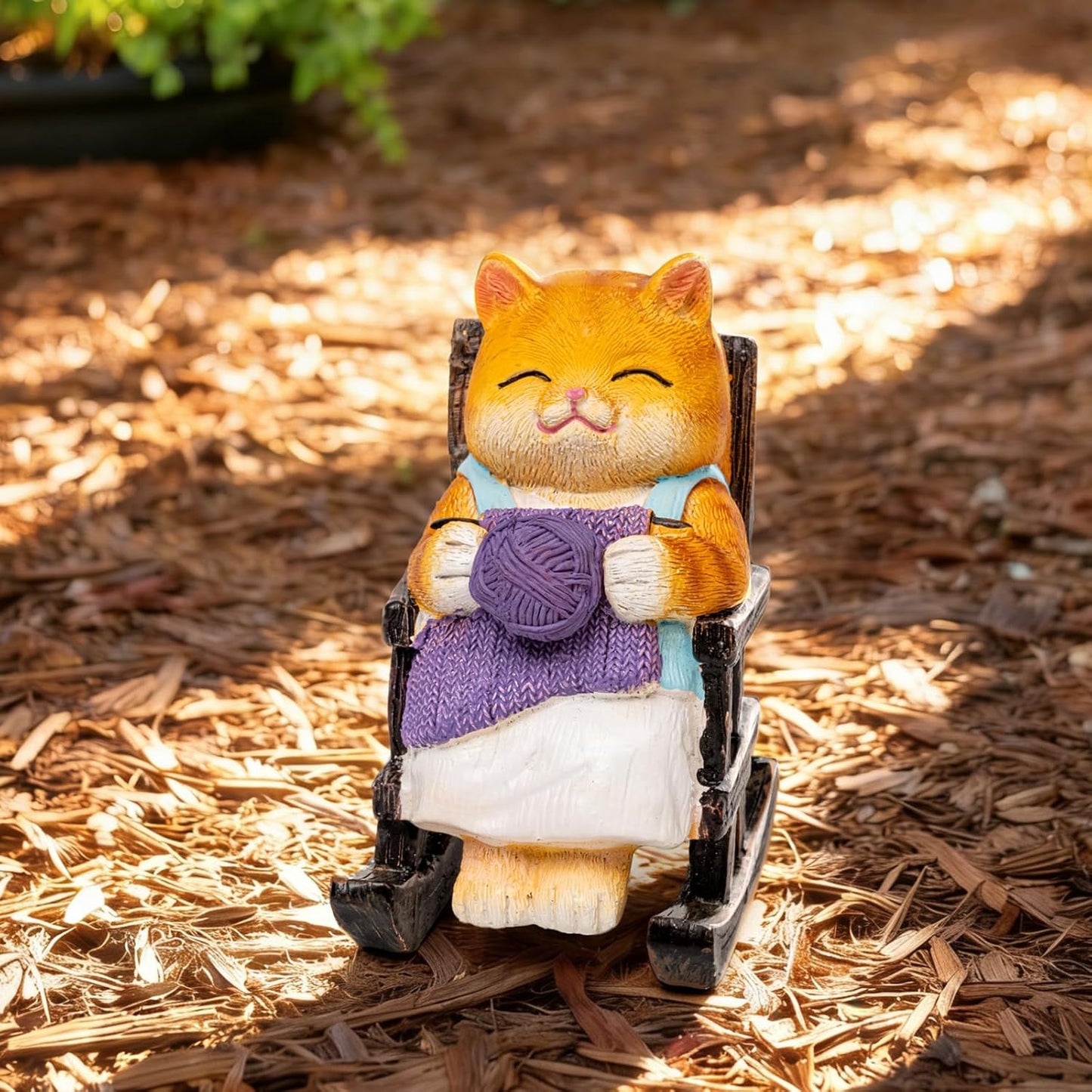 SOWSUN Miniature Cat Garden Statue Gift Outdoor Fairy Decor Figurine Lights Solar Garden Ornament, Birthday Gifts for Women Mother Mom Grandma Cat Lovers, Housewarming Porch Patio Yard Windowsill