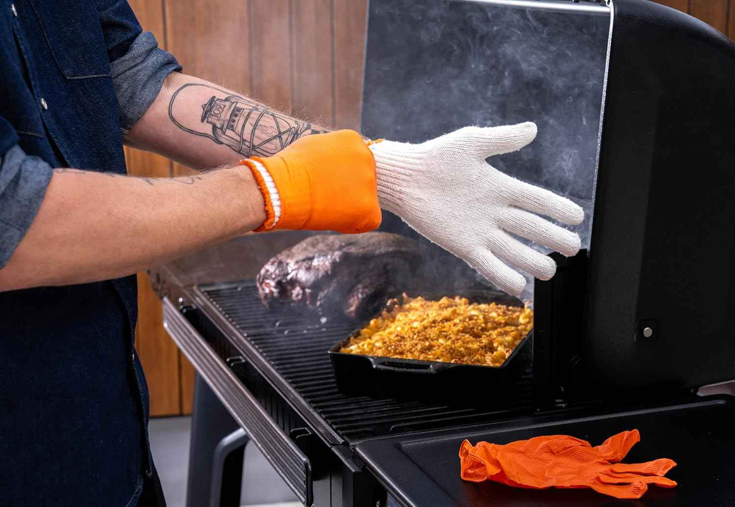 Traeger Grills BBQ Prep & Serve Gloves – 25 Pairs Nitrile Disposable Gloves + Cotton Heat-Resistant Gloves for Grilling, Meat Handling & Food Prep
