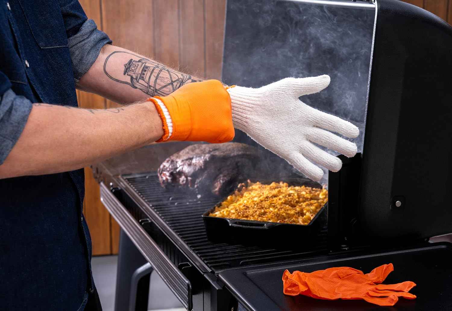 Traeger Grills BBQ Prep & Serve Gloves – 25 Pairs Nitrile Disposable Gloves + Cotton Heat-Resistant Gloves for Grilling, Meat Handling & Food Prep