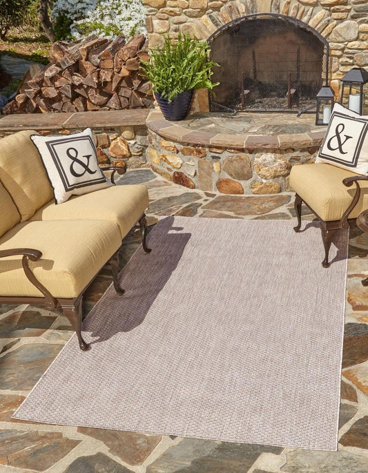 Unique Loom Outdoor Solid Collection Area Rug (3' 3" x 5' 3" Rectangle Beige/Ivory)