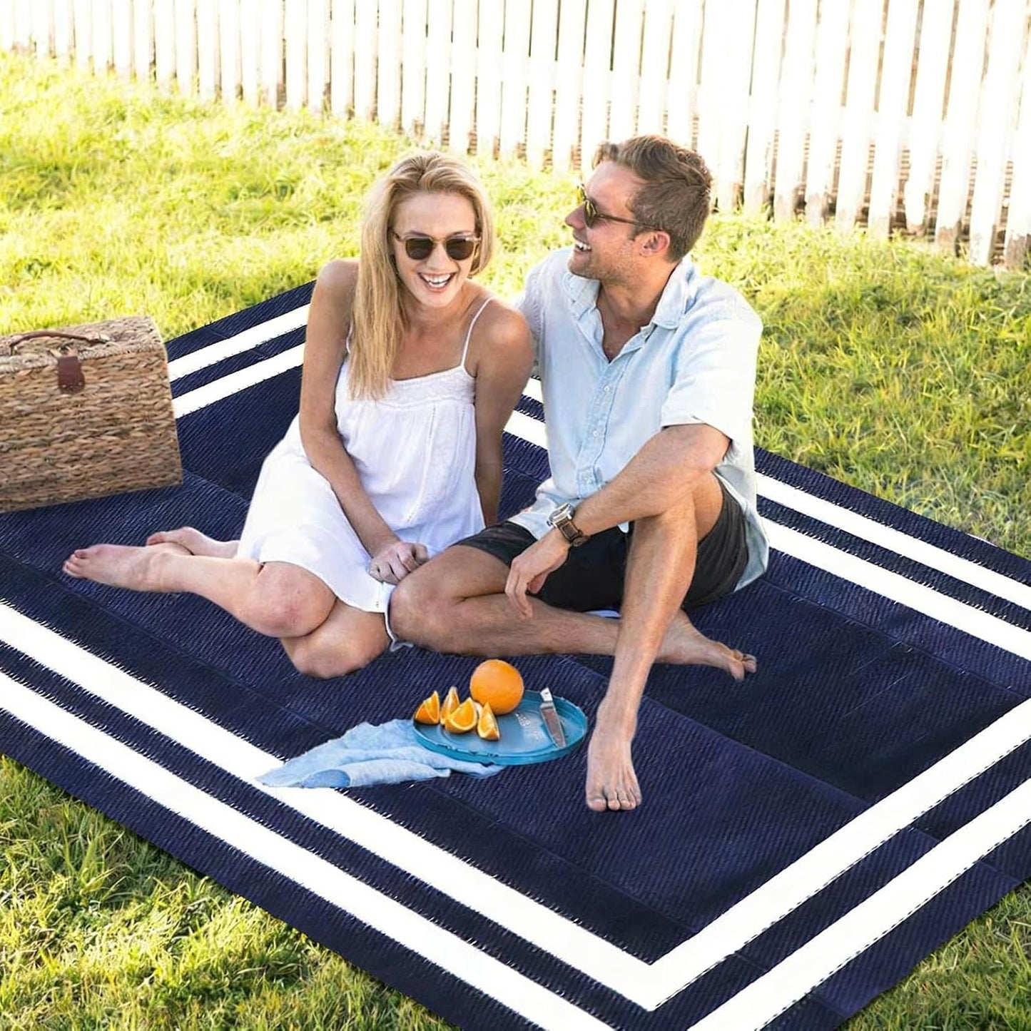 5'x 8' Outdoor Rug,Waterproof Reversible Patio Rugs,5x8 ft Plastic Straw Outdoor Carpet Foldable Plastic Camping Mat for Outside RV, Patio,Picnic,Camper,Balcony,Porch(Navy Blue &White)