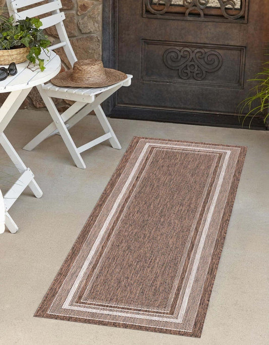 Unique Loom Outdoor Border Collection Area Rug - Soft Border (2' 7" x 10' Runner Brown/Ivory)