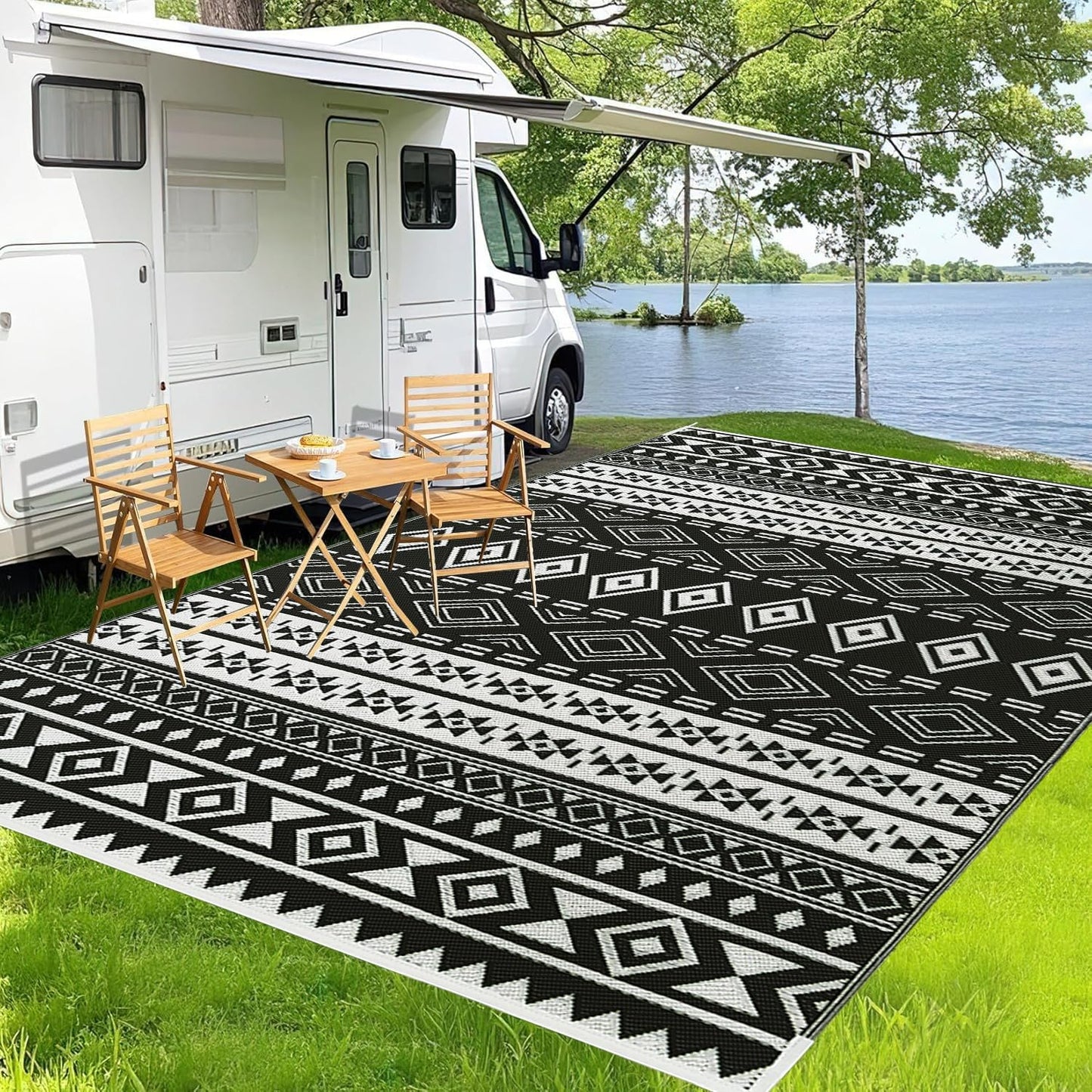 WILDROOTS 5x8 Feet Black and White Plastic Outdoor Rug, Stain Resistant Waterproof Reversible Outdoor Patio Rug, Fade Resistant Camping Rug