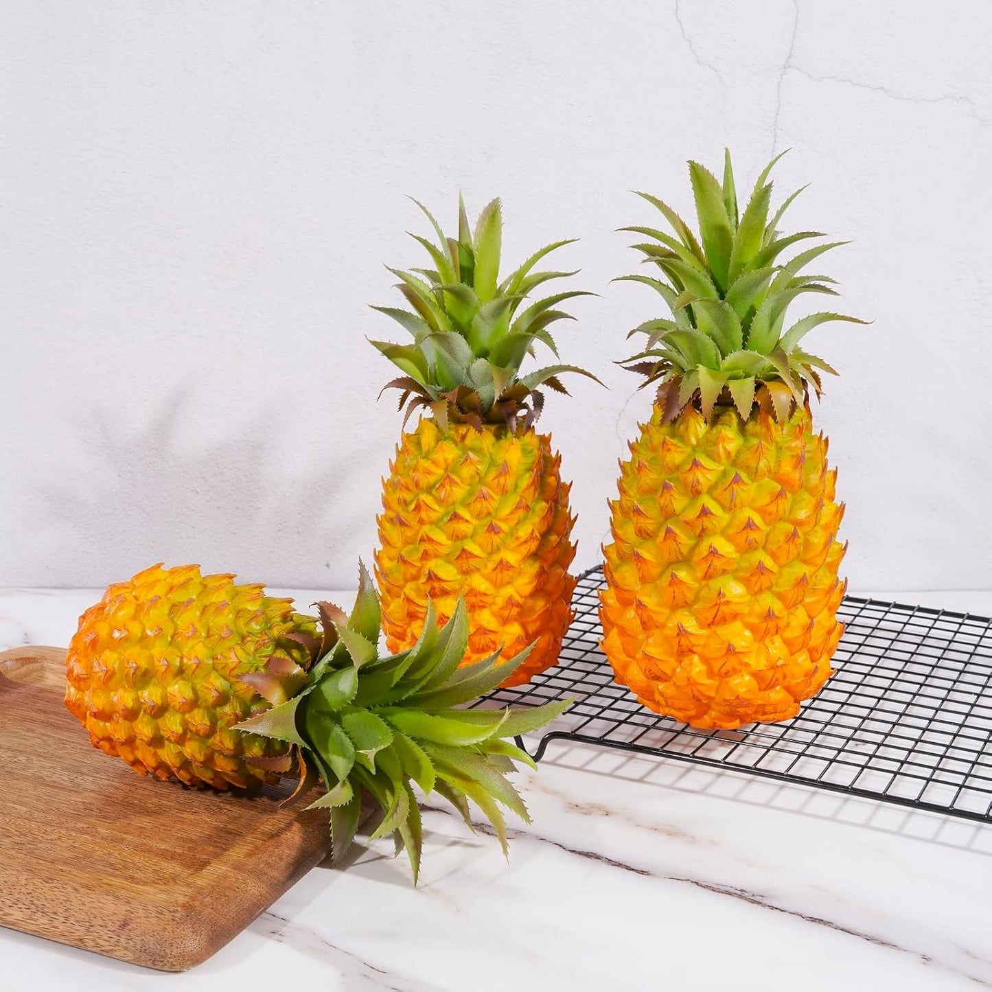 QIRMIZI Artificial Pineapple -Simulated Fruit Decoration, Lifelike Fake Fruit Model, Perfect for Home Decor, Kitchen, Party & Photography Prop – Realistic & Eco-Friendly,Yellow Small