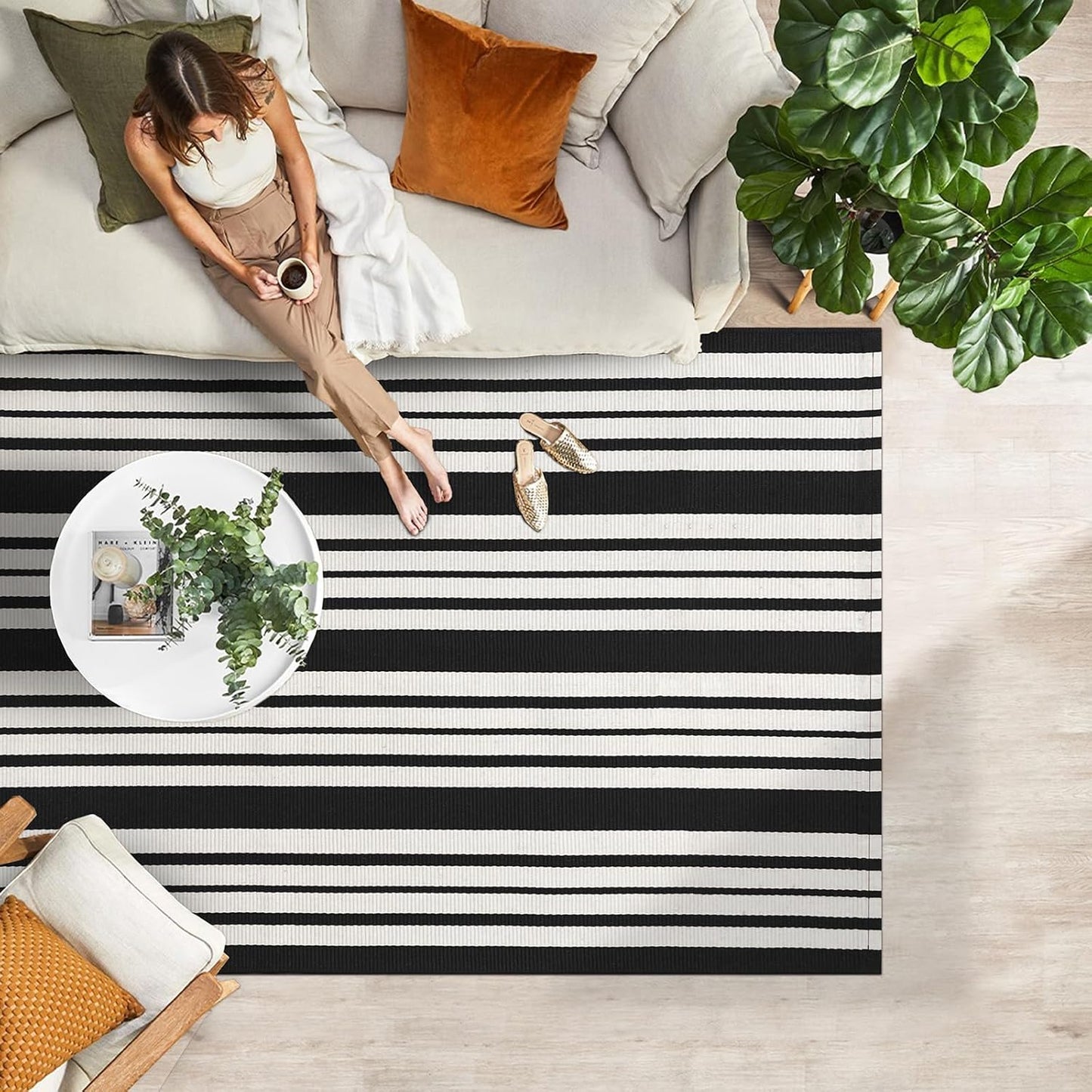IOHOUZE Black and White Striped Rug 4'x6' Outdoor Rugs, Washable Area Rug for Double Front Door, Large Patio Rug Outdoor Indoor, Doormat for Entryway Porch Entrance