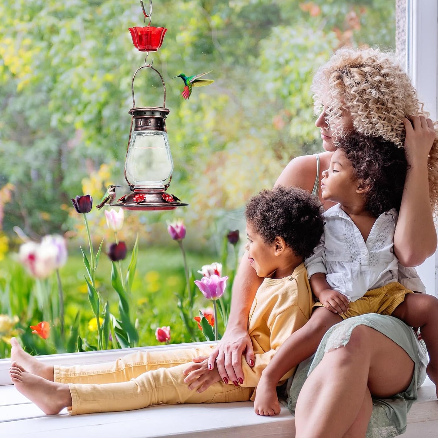 Kingsyard Glass Hummingbird Feeder for Outdoors Hanging - Vintage Lantern Style Leak-Proof Humming Bird Nectar Feeder with 6 Feeding Ports & Ant Moat for Outdoor Garden Decor, 24 Oz, Vintage Clear