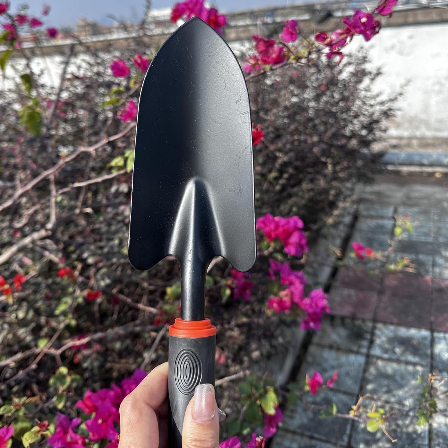 Garden Trowel, Bend-Proof Stainless Steel Hand Shovel with Comfort Grip, Heavy-Duty Digging Tool for Rocky Soil & Transplanting