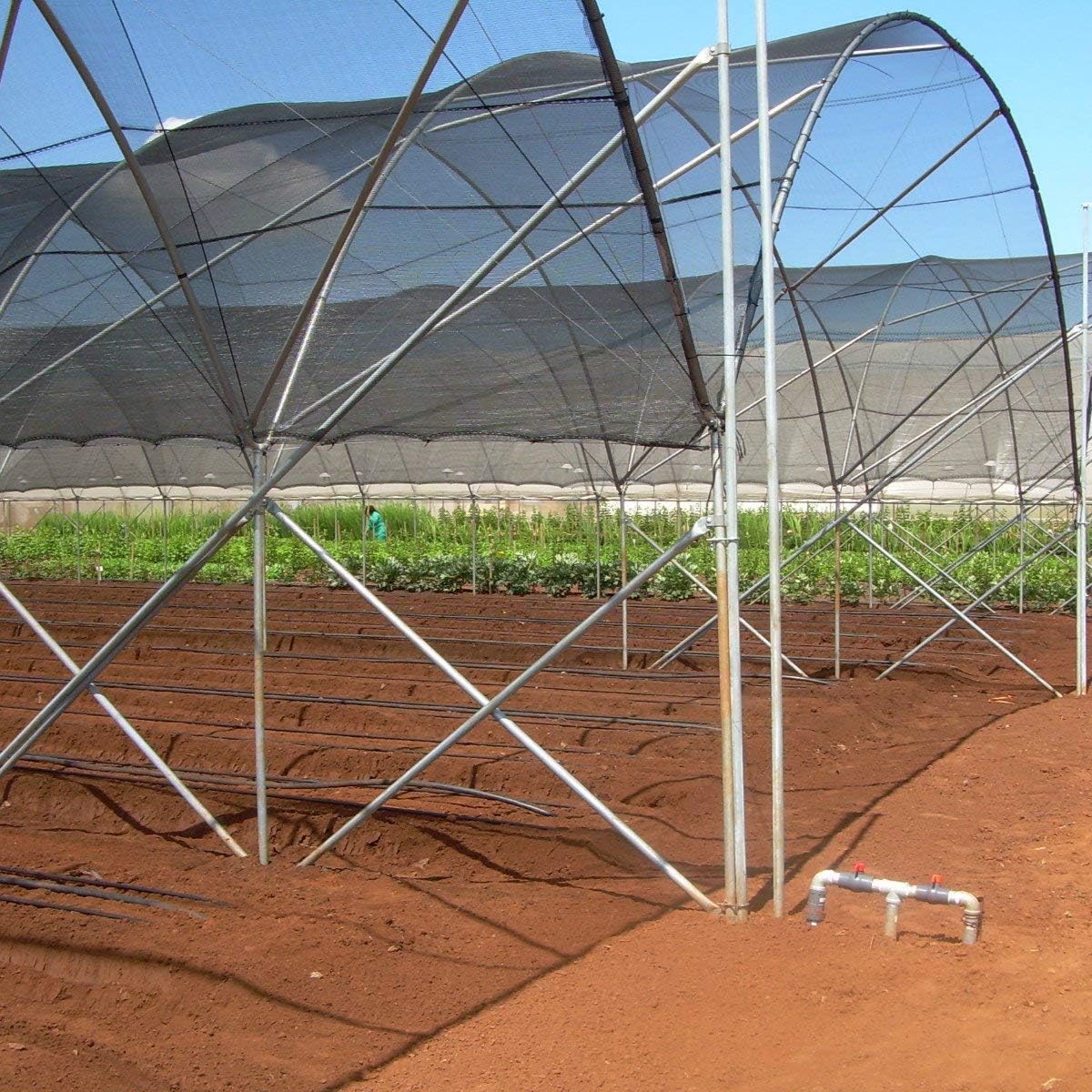 Agfabric 40% Sunblock Shade Cloth Cover with Clips for Plants 6’ X 20’, Black
