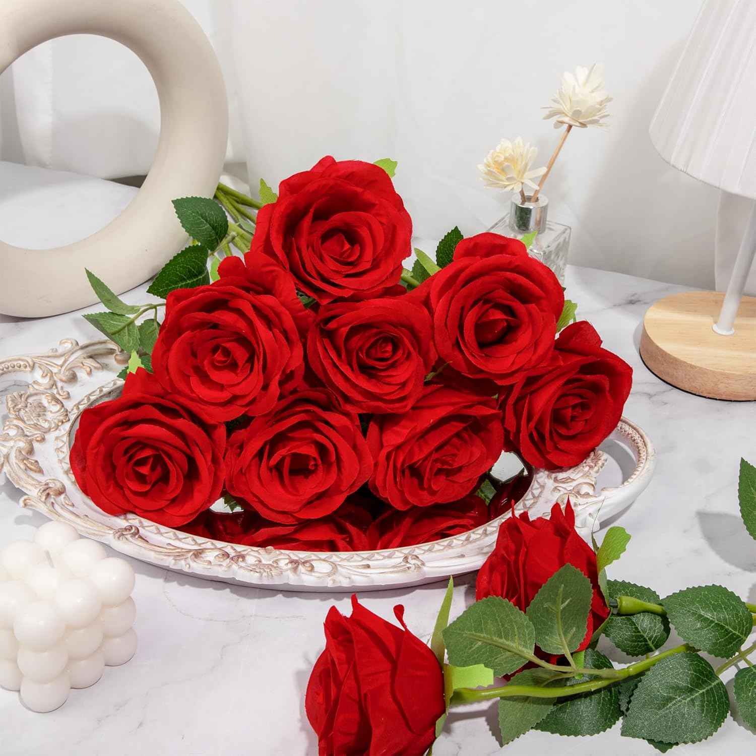 Ouddy Decor 20 Pcs Red Roses Artificial Silk Flowers Fake Roses Bouquet with Long Stems for Mother's Day Decor Wedding Home Party Table Centerpieces Bridal Bouquet DIY Floral Arrangment, Red