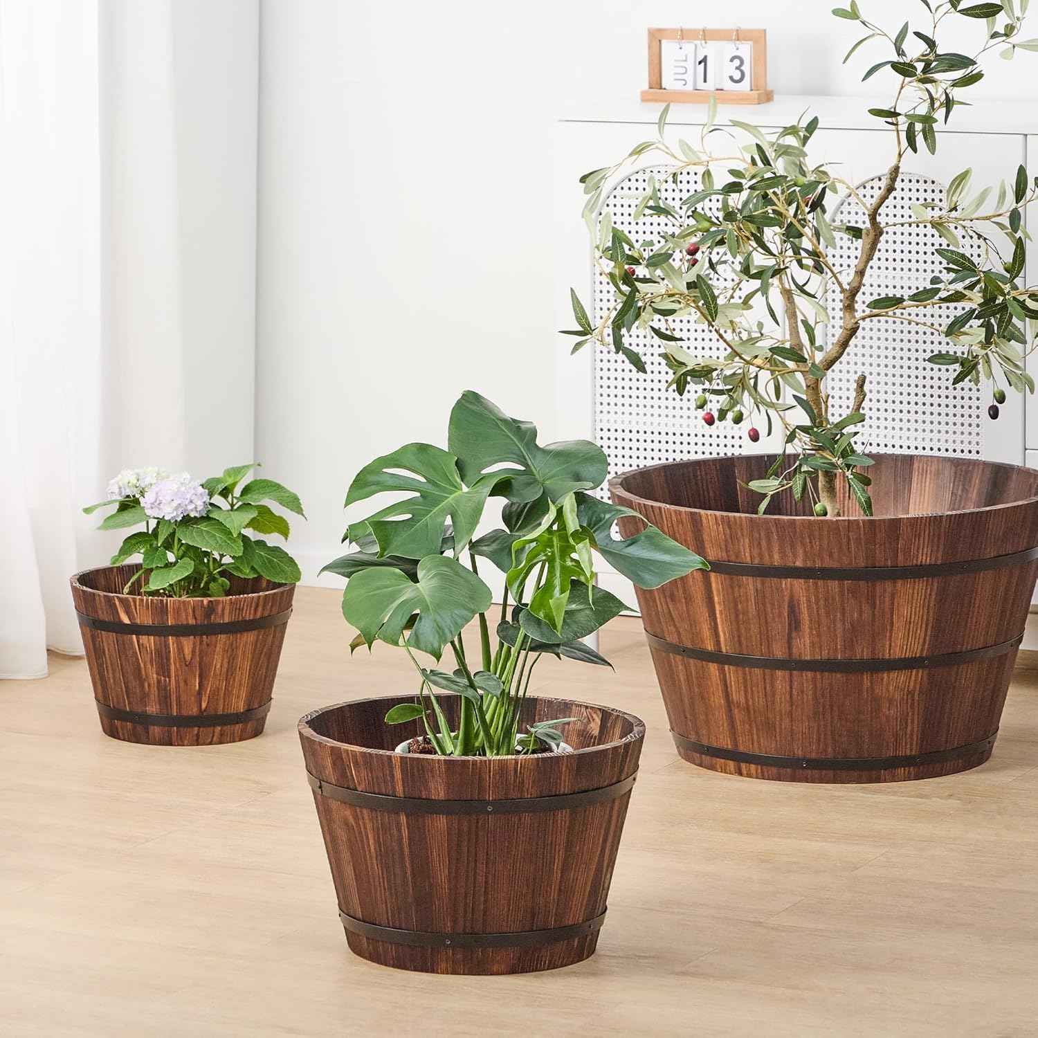 17 Inch Wood Whiskey Barrel Planter – Rustic Outdoor Half Barrel Flower Pot, Weather-Resistant Wood & Iron Plant Container with Drainage Hole, 21QT Capacity, Fully Assembled (Rustic Finish)