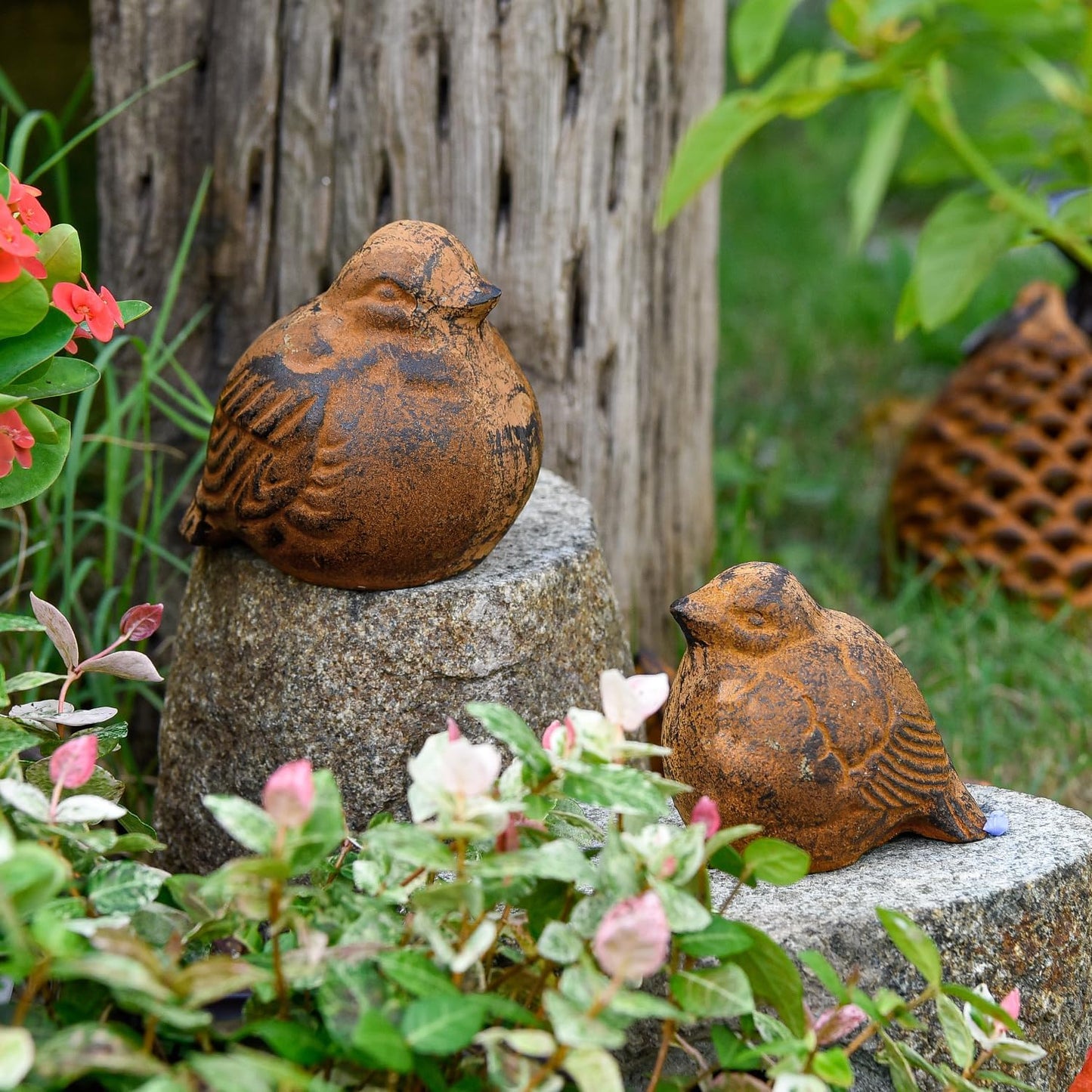 Sungmor Cast Iron Bird Statue, Vintage Animal Collection Figurines, Home Office Table Decor, Paperweight, Doorstop, Garden Lawn Cute Ornament, Rust Finish