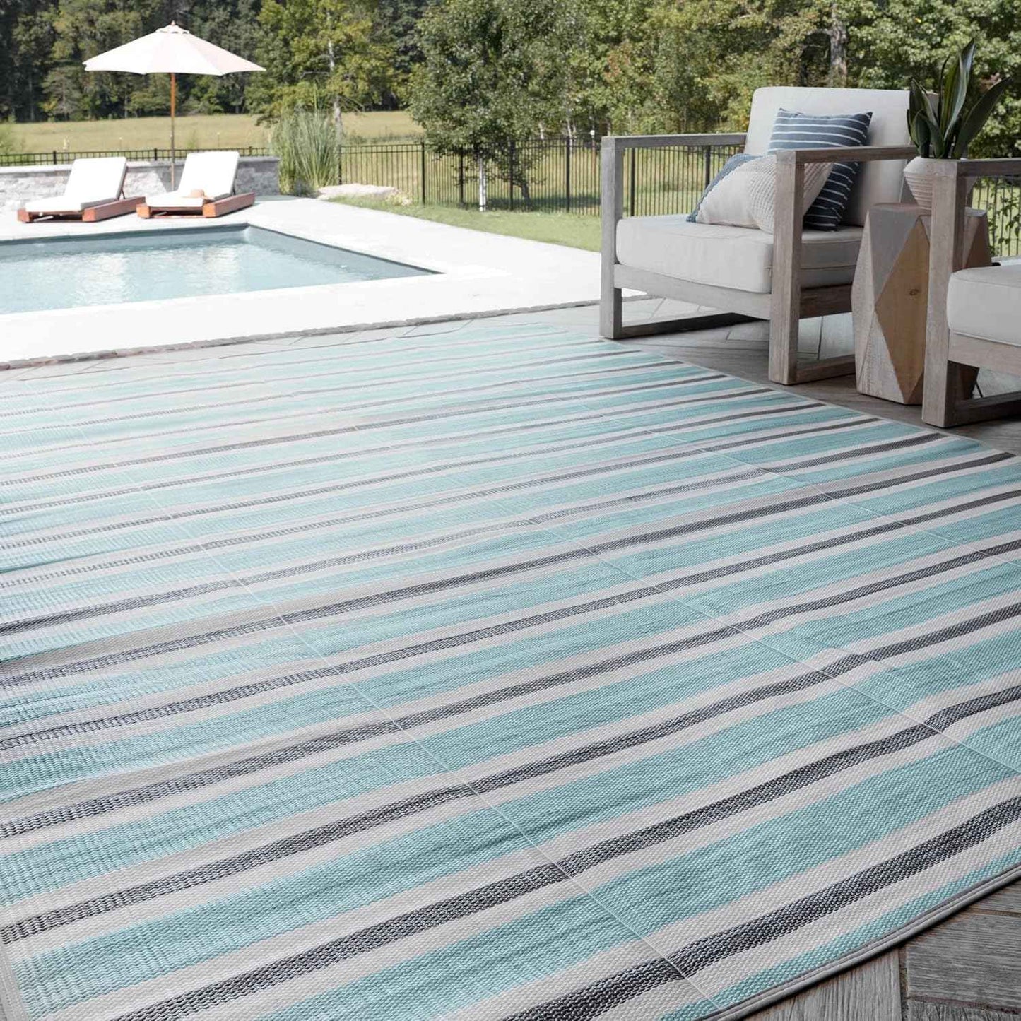 Reversible Plastic Straw, Water Resistant Outdoor Rug 6x9 - Modern Outdoor Patio Rug, Also for Deck, Porch, Camp, Camping, Entryway, RV - Waterproof Outside Area Rug