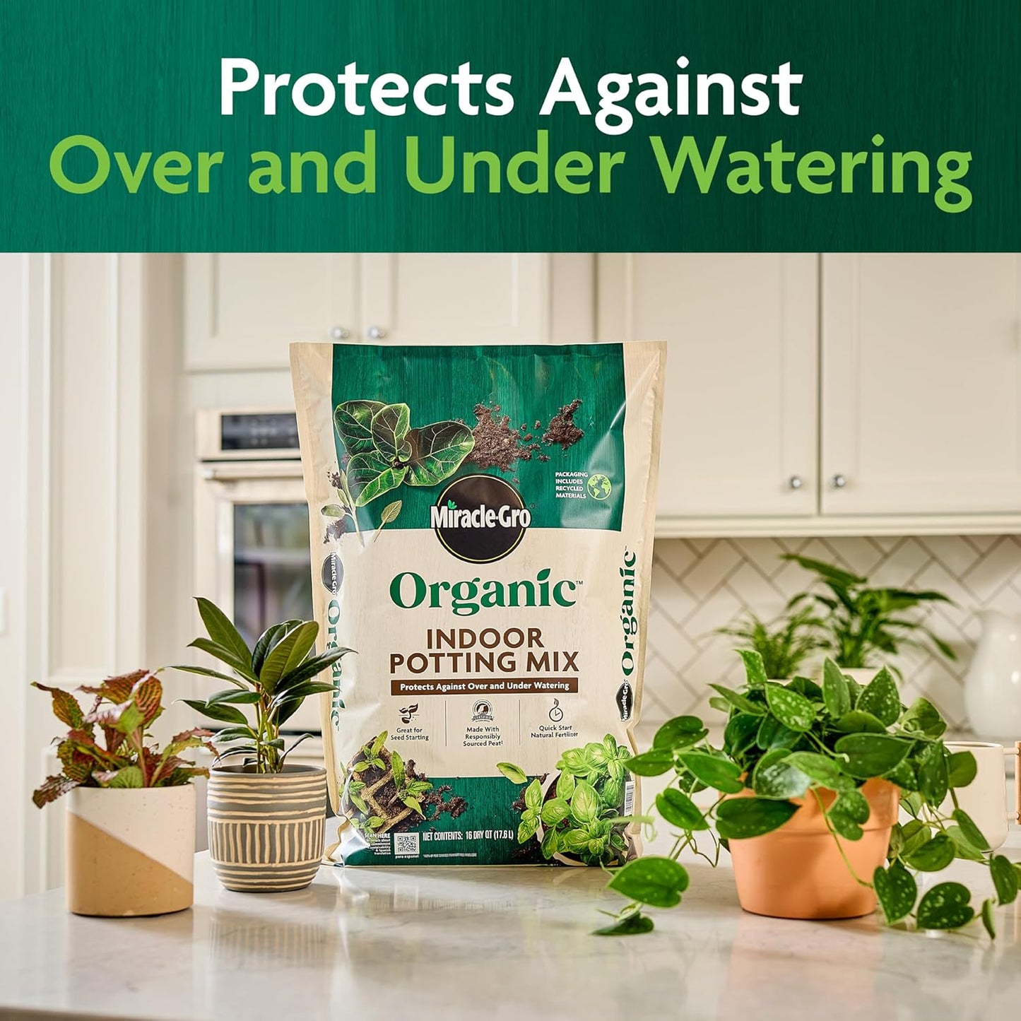 Miracle-Gro Organic Indoor Potting Mix - Protects Against Over and Under Watering, Planting Soil for Indoor Container Plants, Houseplants and Starter Plants, OMRI Listed, 16 qt. (2-Pack)