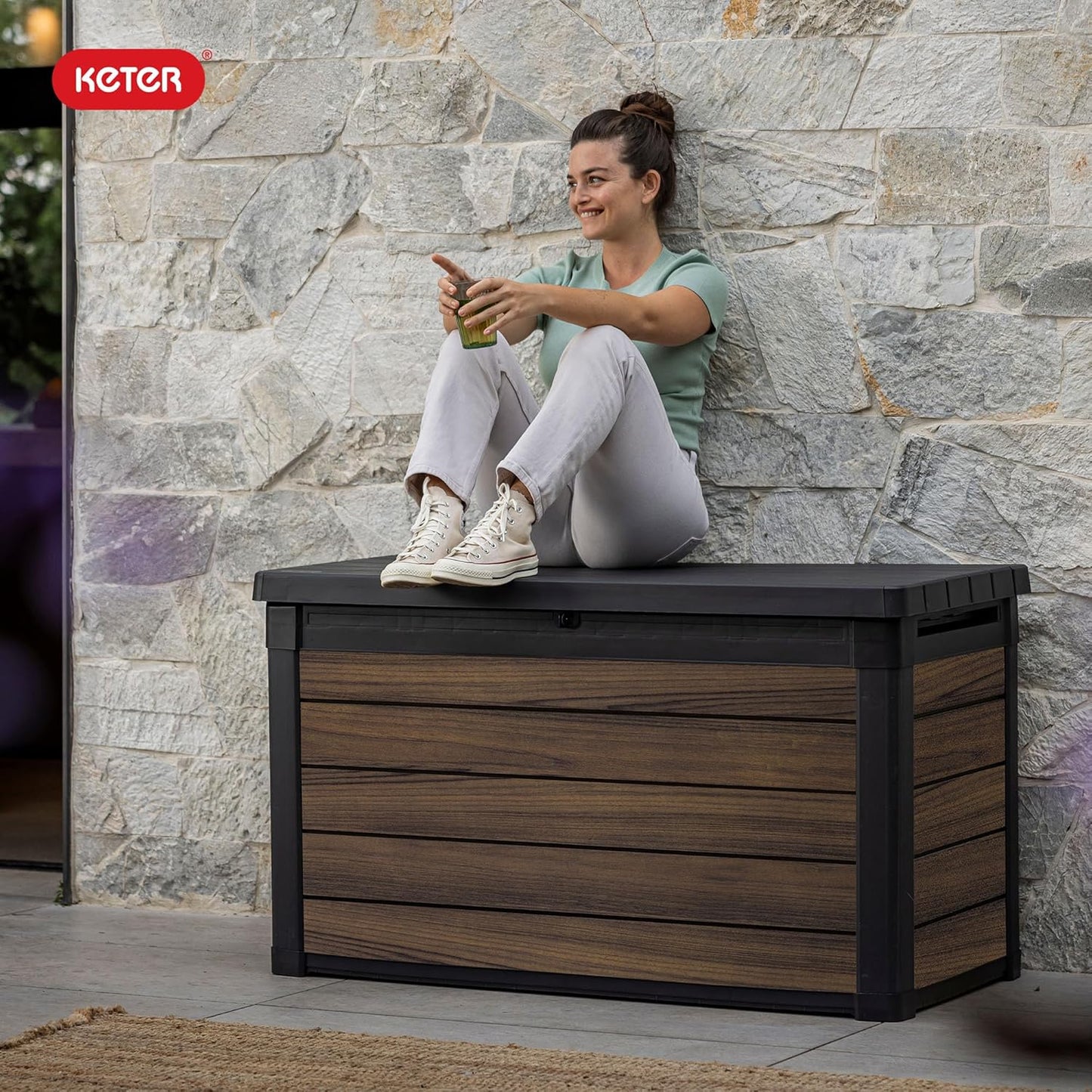 Keter Signature Collection 100 Gallon Resin Deck Box Organization and Storage for Patio Outdoor Cushions, Throw Pillows, Garden Tools and Pool Supplies, Rosewood
