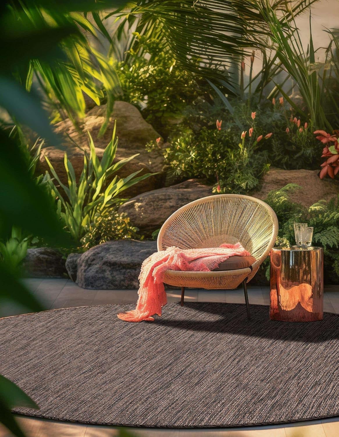 Unique Loom Outdoor Solid Collection Area Rug (7' 10" Round Light Brown/Ivory)