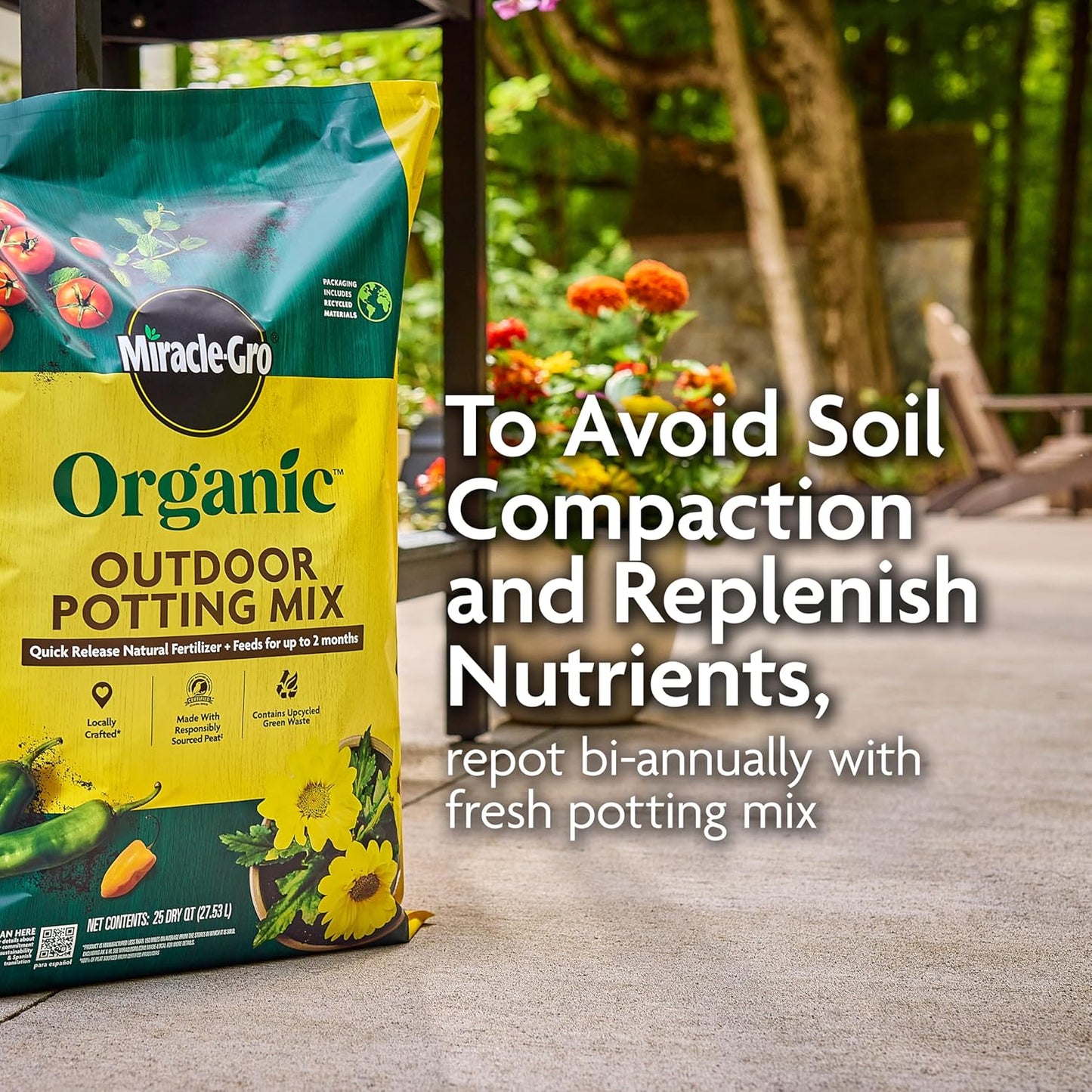 Miracle-Gro Organic Outdoor Potting Mix - Plant Soil for Outdoor Container Plants, Contains Quick-Release Natural Fertilizer, OMRI Listed, 16 qt. (2-Pack)
