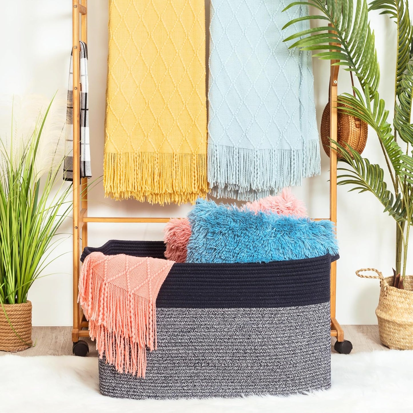 MINTWOOD Design 22in Extra Large Blanket Basket Holder for Living Room, Rectangle Rope Woven Storage Bin with Handles for Laundry, Pool Towels, and Shoes, Dog Toy Box Organizer, Navy Blue