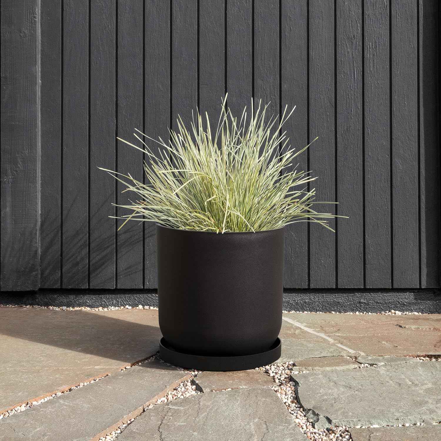 Veradek Mason Series Lima Planter Trays (15'' Tray - 2 Pack, Black)