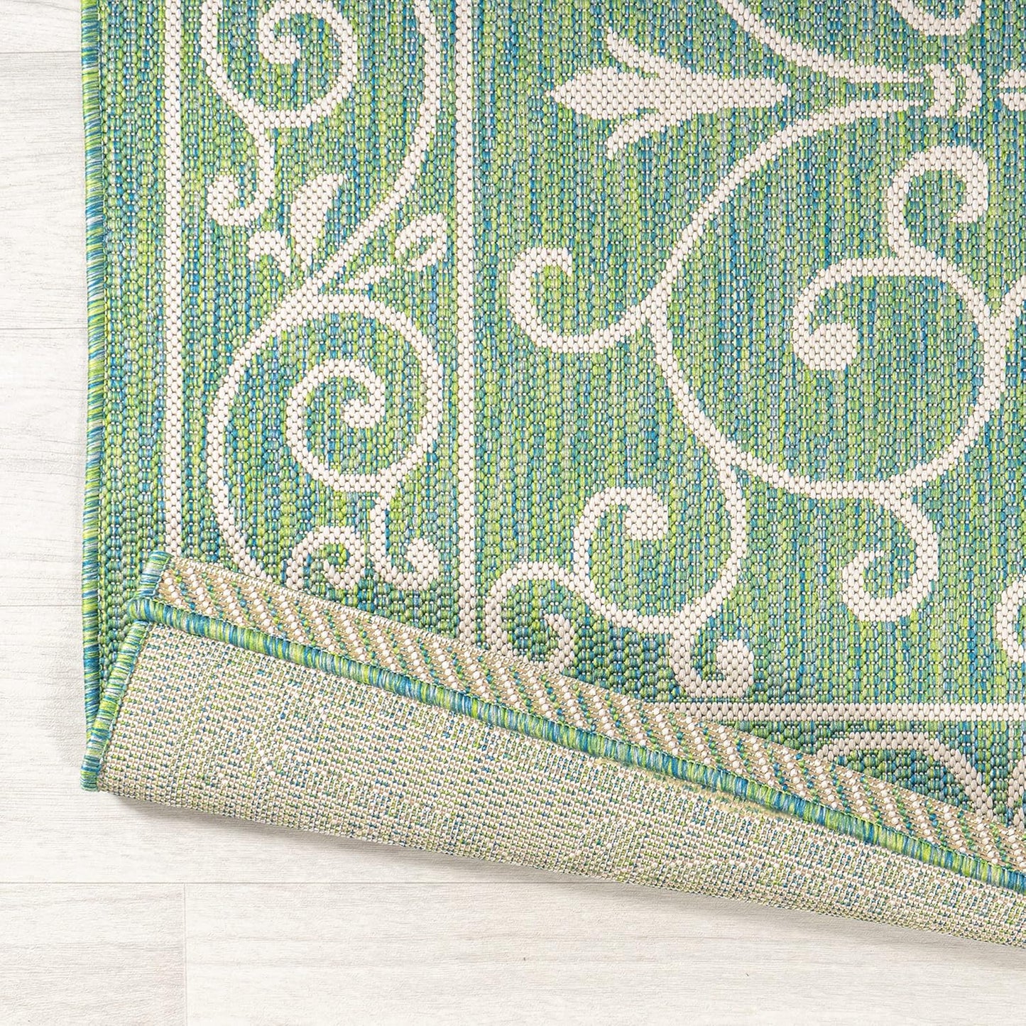 JONATHAN Y SMB106K-5 Charleston Vintage Filigree Textured Weave Indoor Outdoor Area Rug, Classic Traditional Easy-Cleaning,Bedroom,Kitchen,Backyard,Patio,Non Shedding, 5 X 8, Green/Ivory