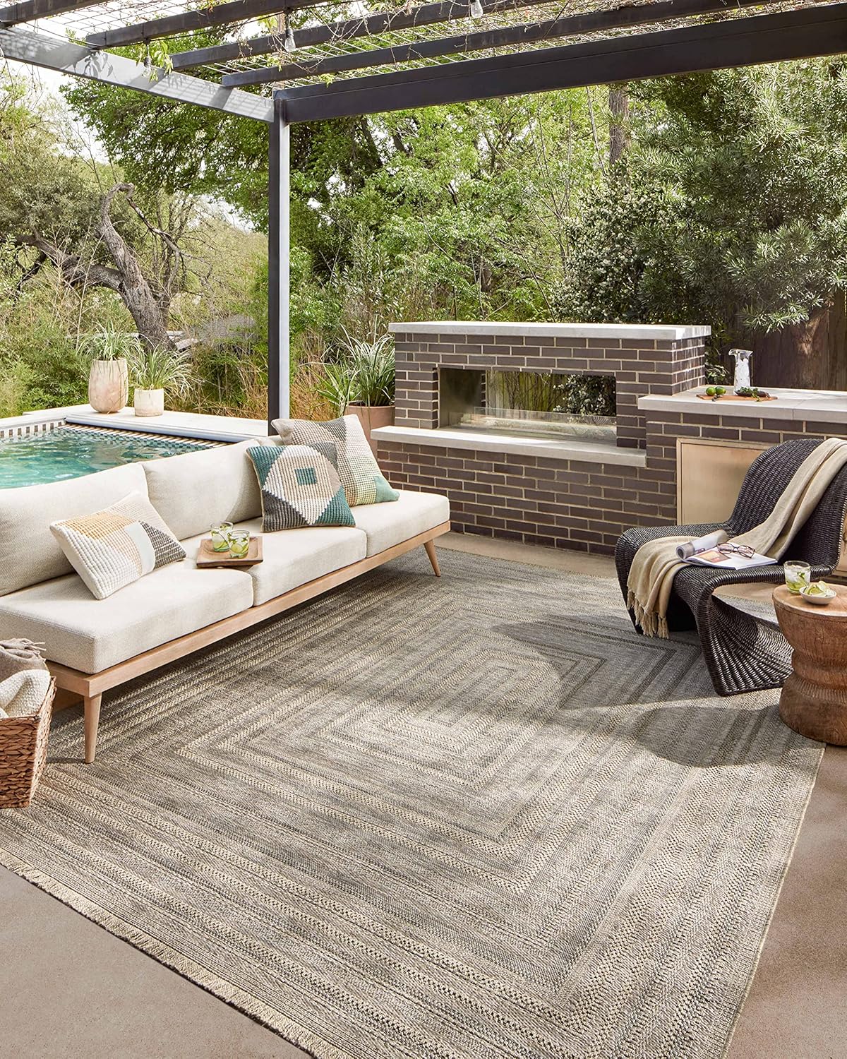 Loloi Dawn Collection Indoor/Outdoor DAW-01 Natural 2'-3" x 7'-7" Runner Rug