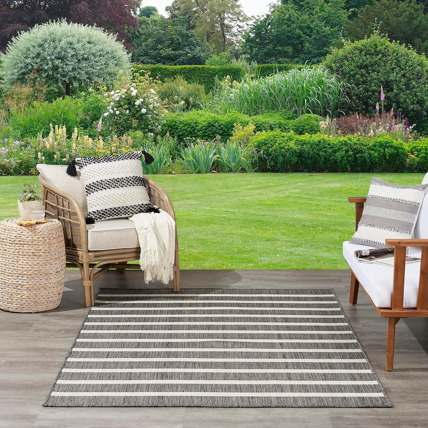 Nourison Home Positano Indoor/Outdoor Charcoal Ivory 5' x 7' Area Rug, Easy Cleaning, Non Shedding, Bed Room, Living Room, Dining Room, Deck, Backyard, Patio (5x7)